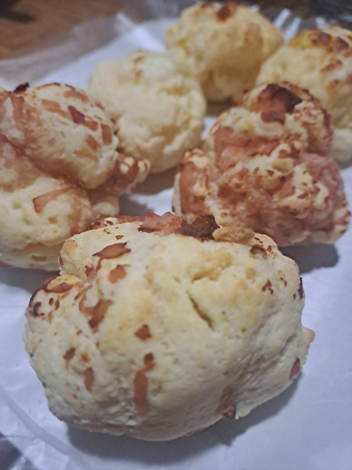 Chipá Rellenos de Jamón y Queso